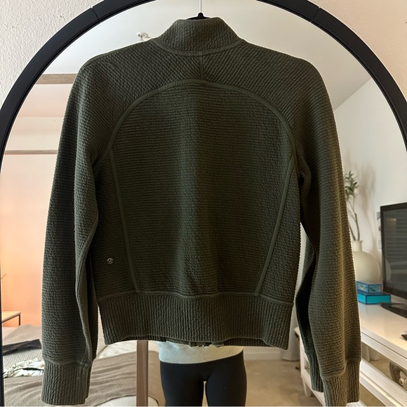 Lululemon On Repeat Bomber in Forest Green 2 NWOT - Picture 15 of 15